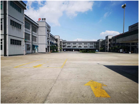 折彎?rùn)C(jī)廠家，就找貝朗機(jī)械